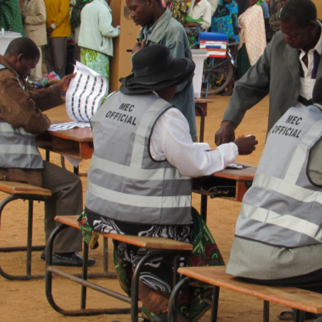 People at voting site in Africa