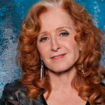 Photo of Bonnie Raitt