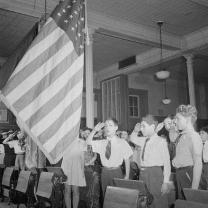 Kids doing pledge of alligiance